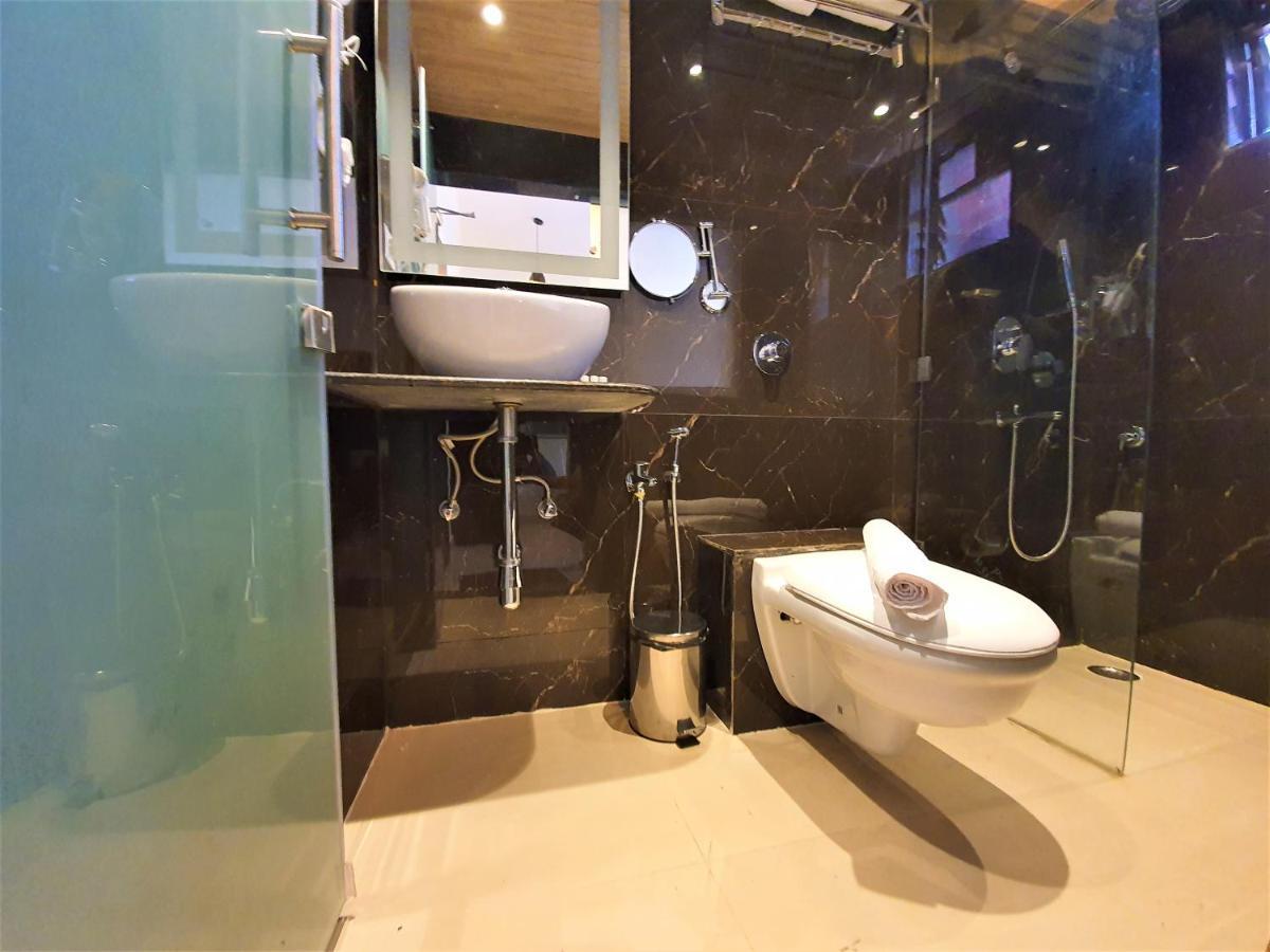 Vits Shanti Solitaire, Arpora Exterior photo