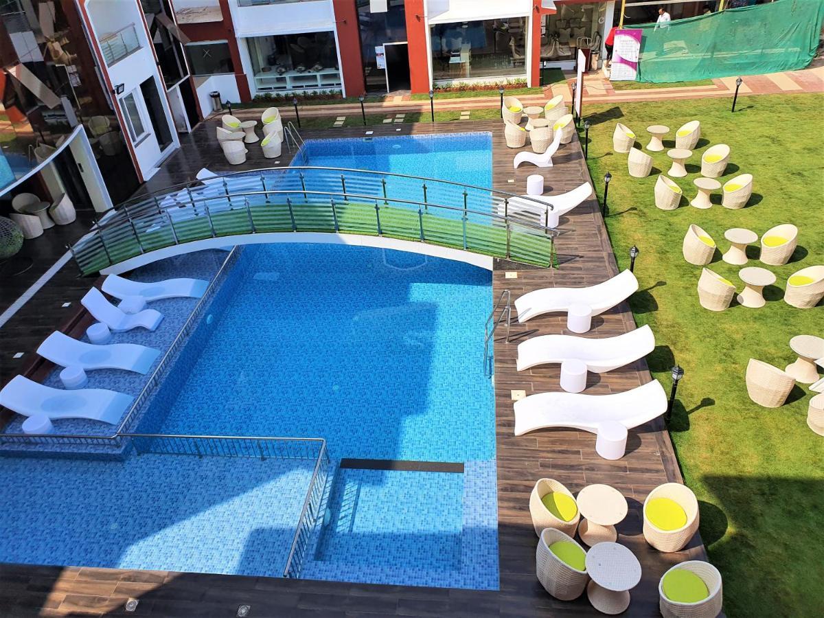 Vits Shanti Solitaire, Arpora Exterior photo